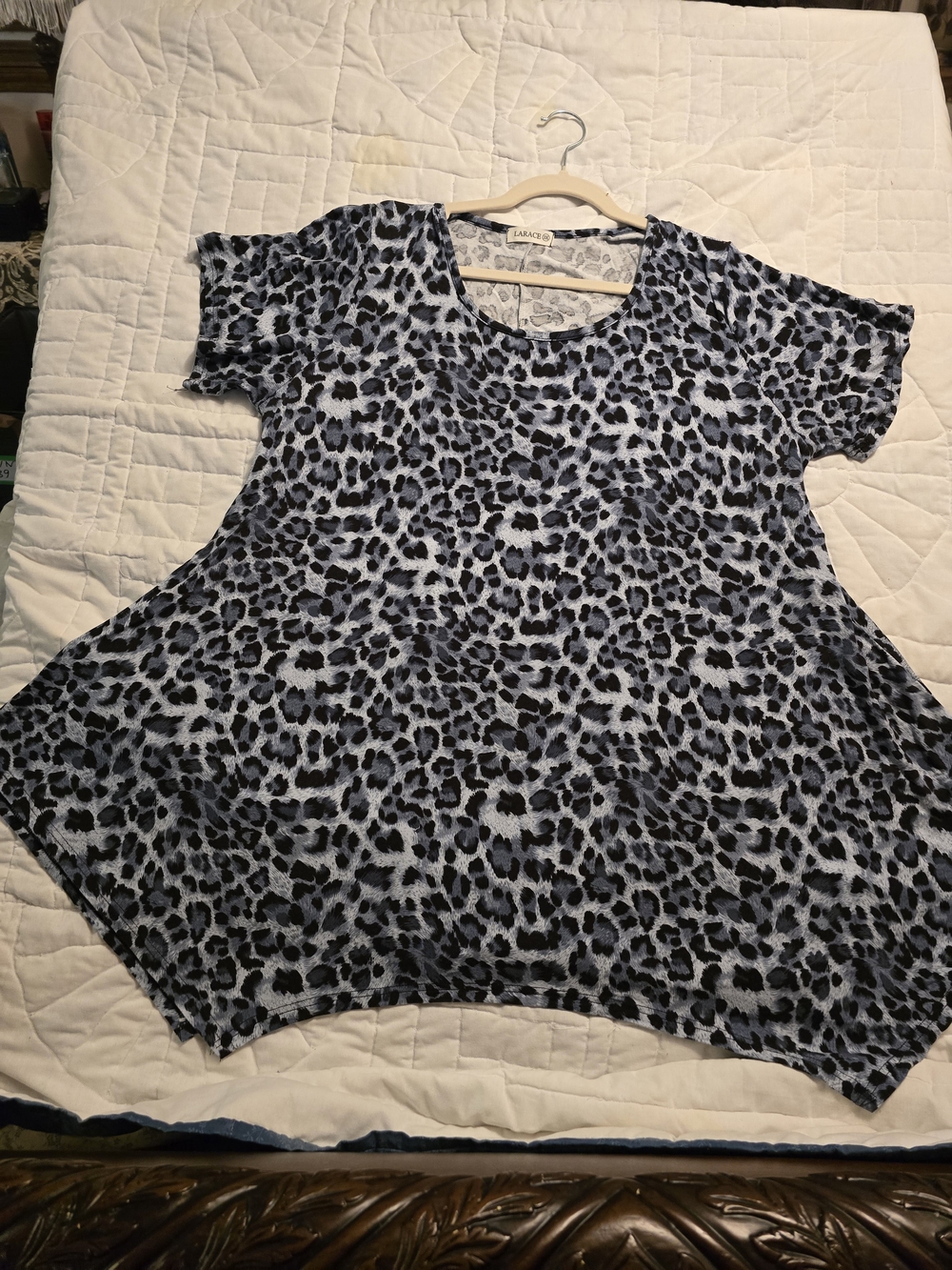 Lajessa Blue Leopard Print Scoop Neck Tunic